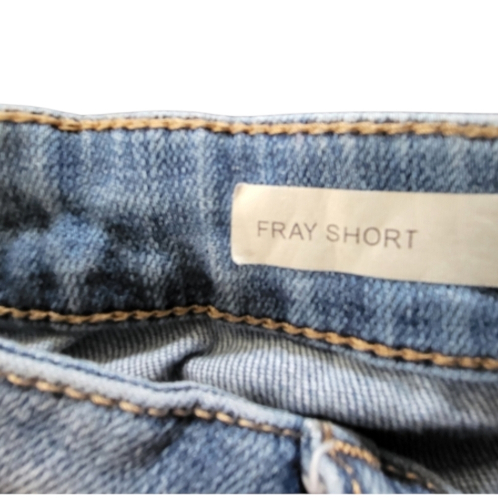 KUT From The Kloth Distressed Denim Shorts - Picture 6 of 8